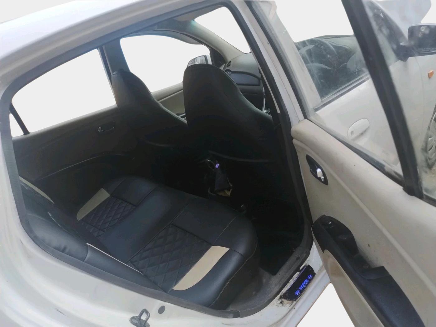 2014 Hyundai i10 SPORTZ 1.1, Petrol, Manual, 92,579 km, interior