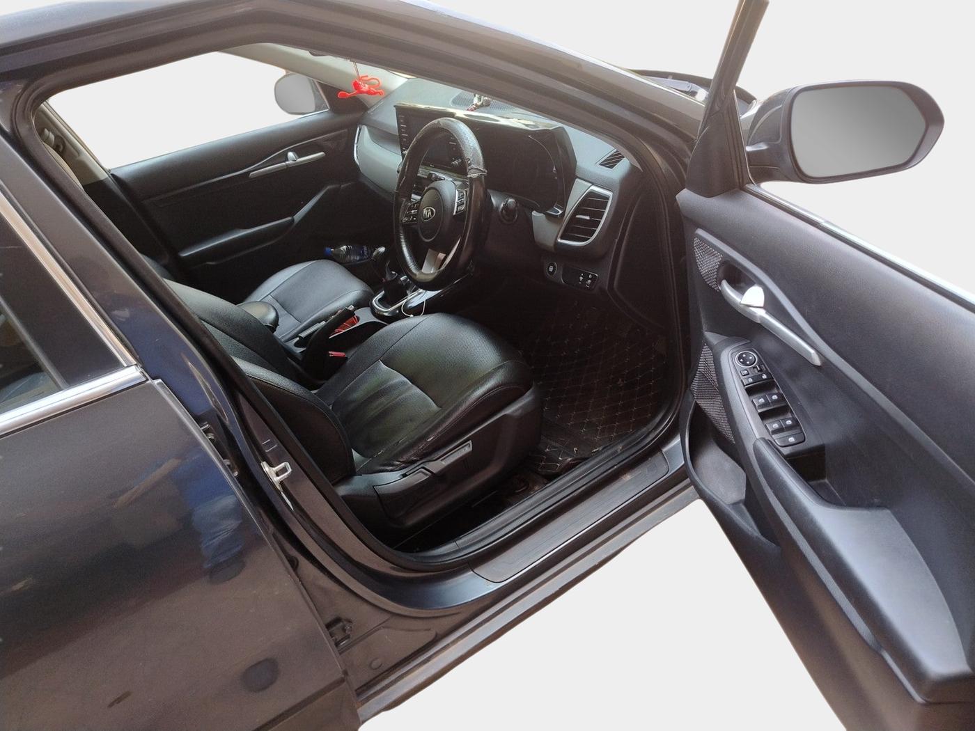 2020 KIA SELTOS HTK PLUS 1.5 DIESEL, Diesel, Manual, 1,91,500 km, interior