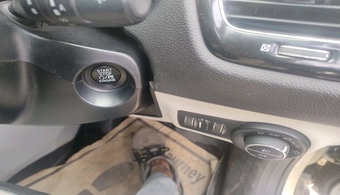 2019 Jeep Compass LIMITED PLUS DIESEL, Diesel, Manual, 1,45,742 km, interior