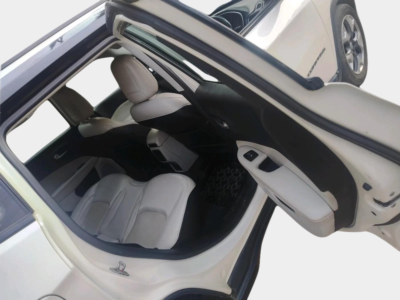 2019 Jeep Compass LIMITED PLUS DIESEL, Diesel, Manual, 1,45,742 km, interior