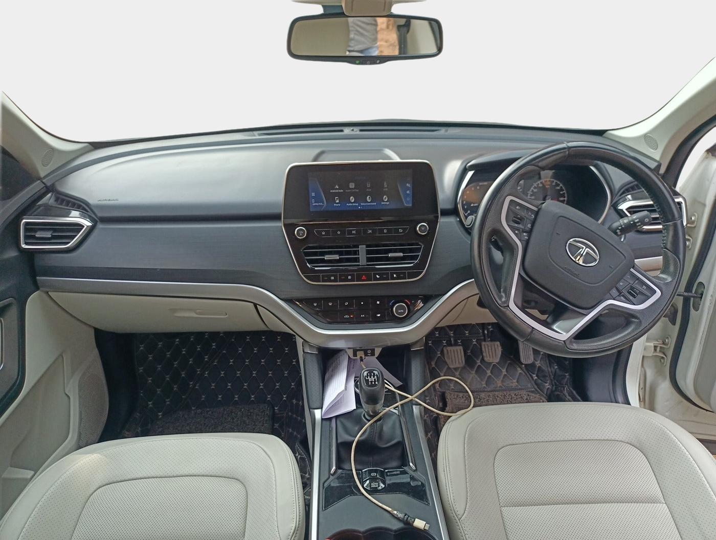2022 Tata Safari XZ PLUS, Diesel, Manual, 18,333 km, interior