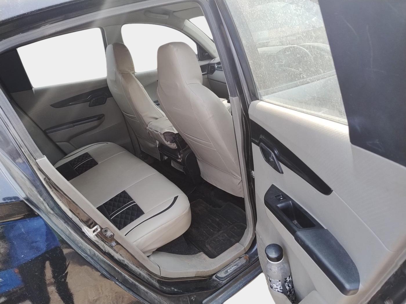2016 Mahindra Kuv100 K4 D 6 STR, Diesel, Manual, 1,11,468 km, interior