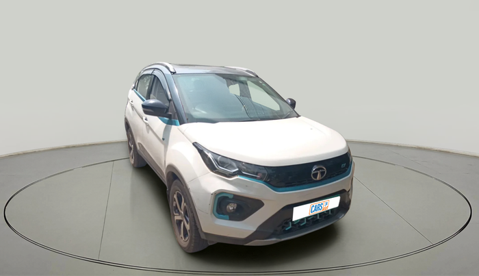 2022 Tata NEXON EV XZ PLUS LUX, Electric, Automatic, 64,969 km, exterior