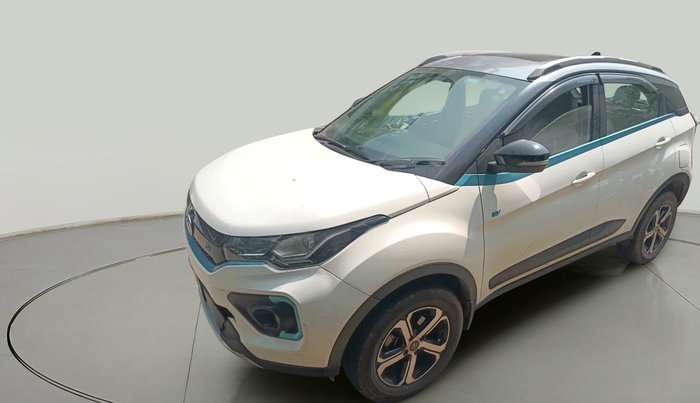 2022 Tata NEXON EV XZ PLUS LUX, Electric, Automatic, 64,969 km, exterior