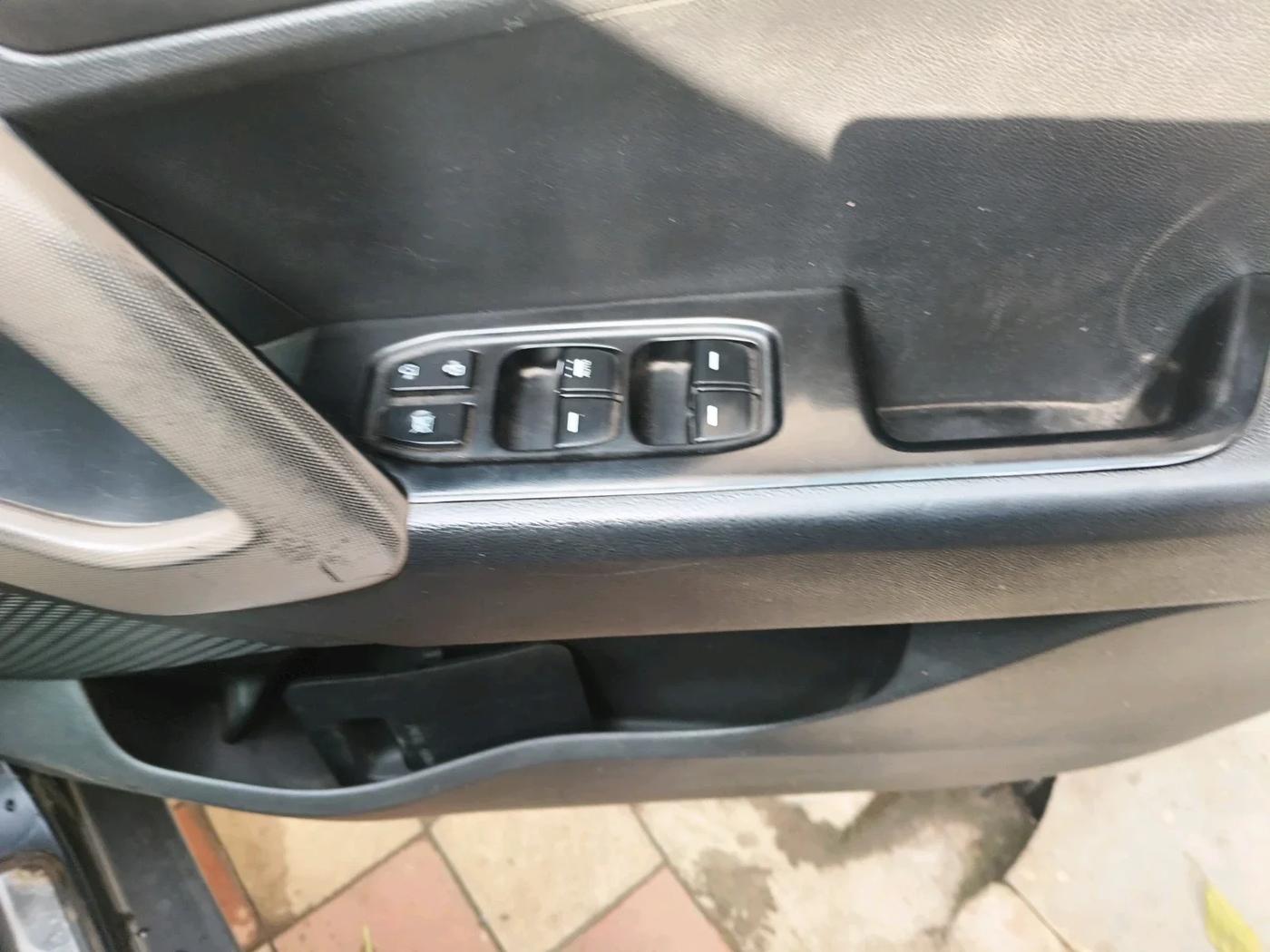 2016 Hyundai Creta SX PLUS 1.6 PETROL, Petrol, Manual, 1,18,799 km, interior
