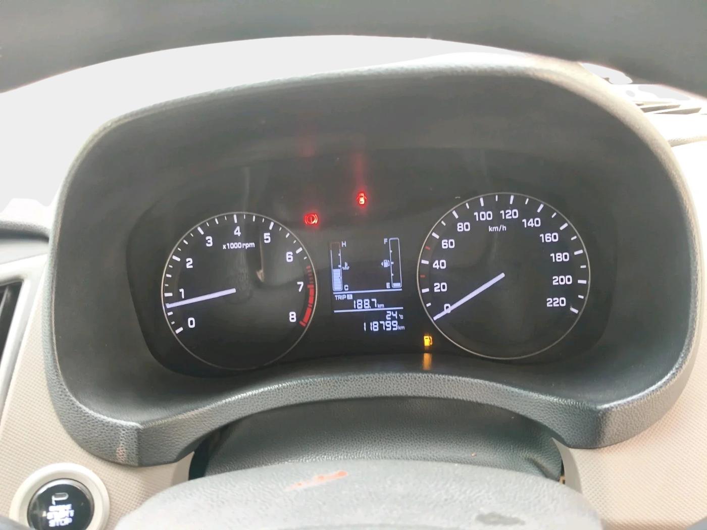 2016 Hyundai Creta SX PLUS 1.6 PETROL, Petrol, Manual, 1,18,799 km, interior