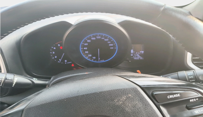 2020 Hyundai VENUE SX 1.4 CRDI, Diesel, Manual, 1,90,012 km, interior