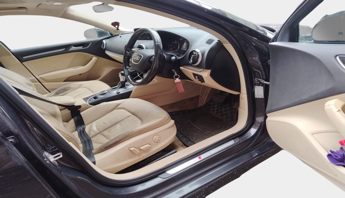2016 Audi A3 35 TDI S-LINE, Diesel, Automatic, 1,39,488 km, interior