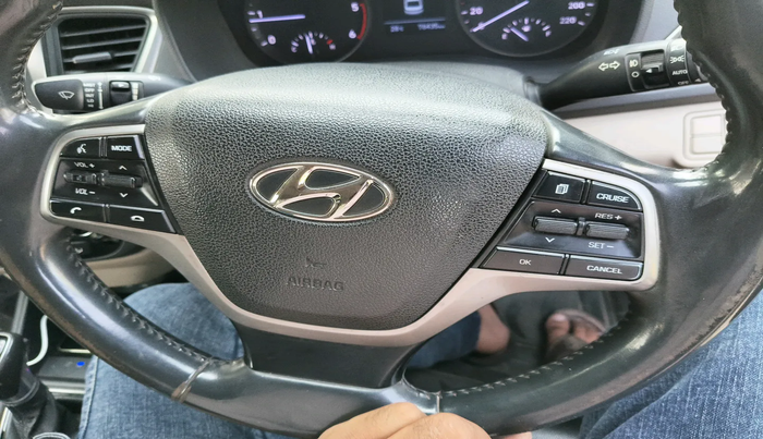 2018 Hyundai Verna 1.6 CRDI SX + AT, Diesel, Automatic, 78,435 km, interior