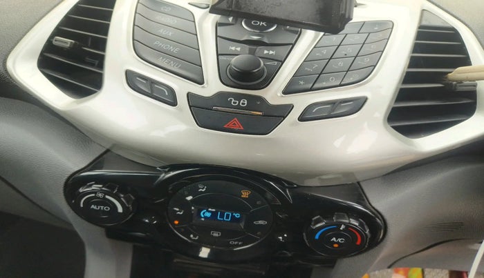 2013 Ford Ecosport TITANIUM 1.0L ECOBOOST, Petrol, Manual, 1,08,338 km, interior