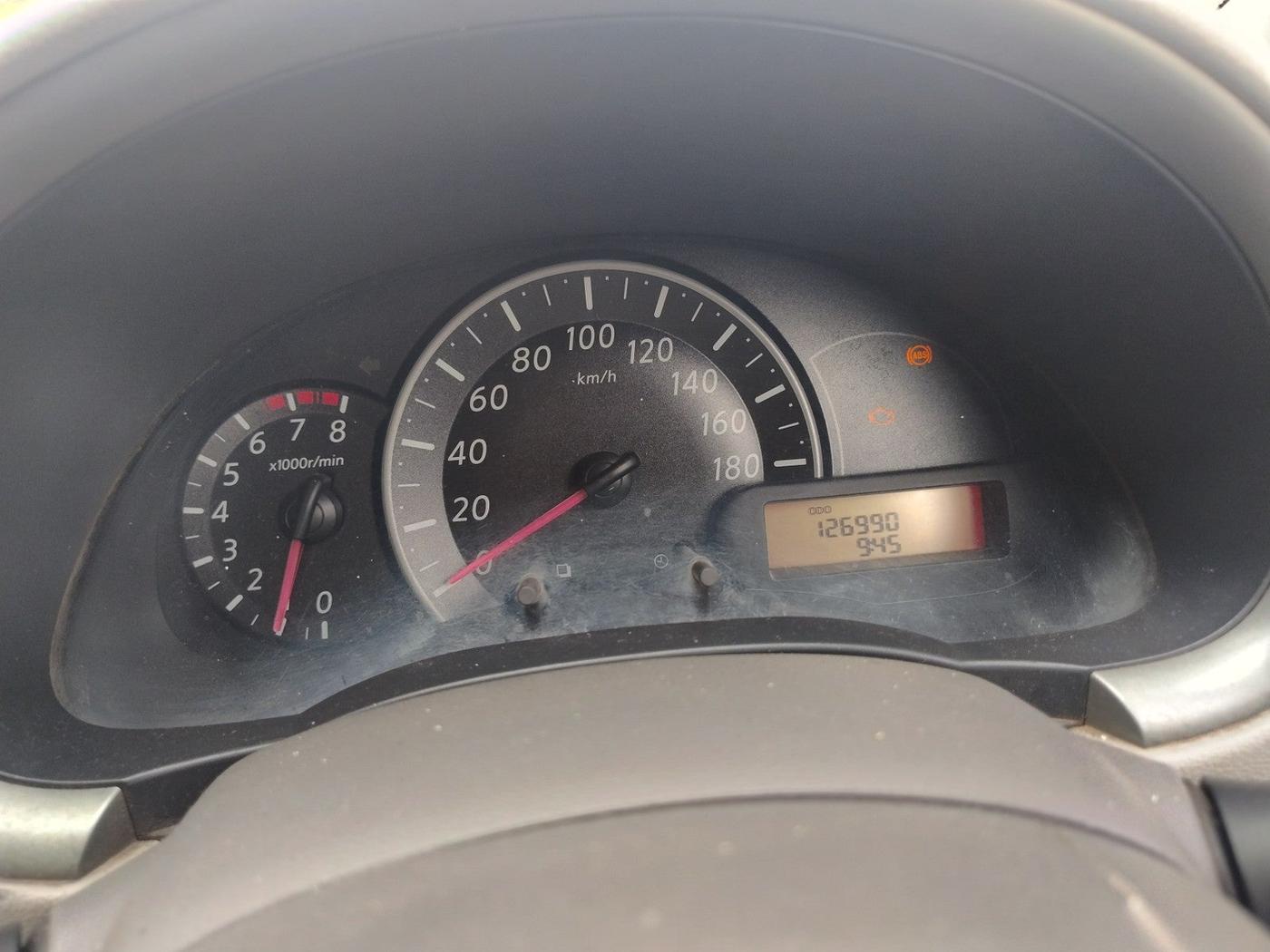 2012 Nissan Micra XV PETROL, Petrol, Manual, 1,26,990 km, interior