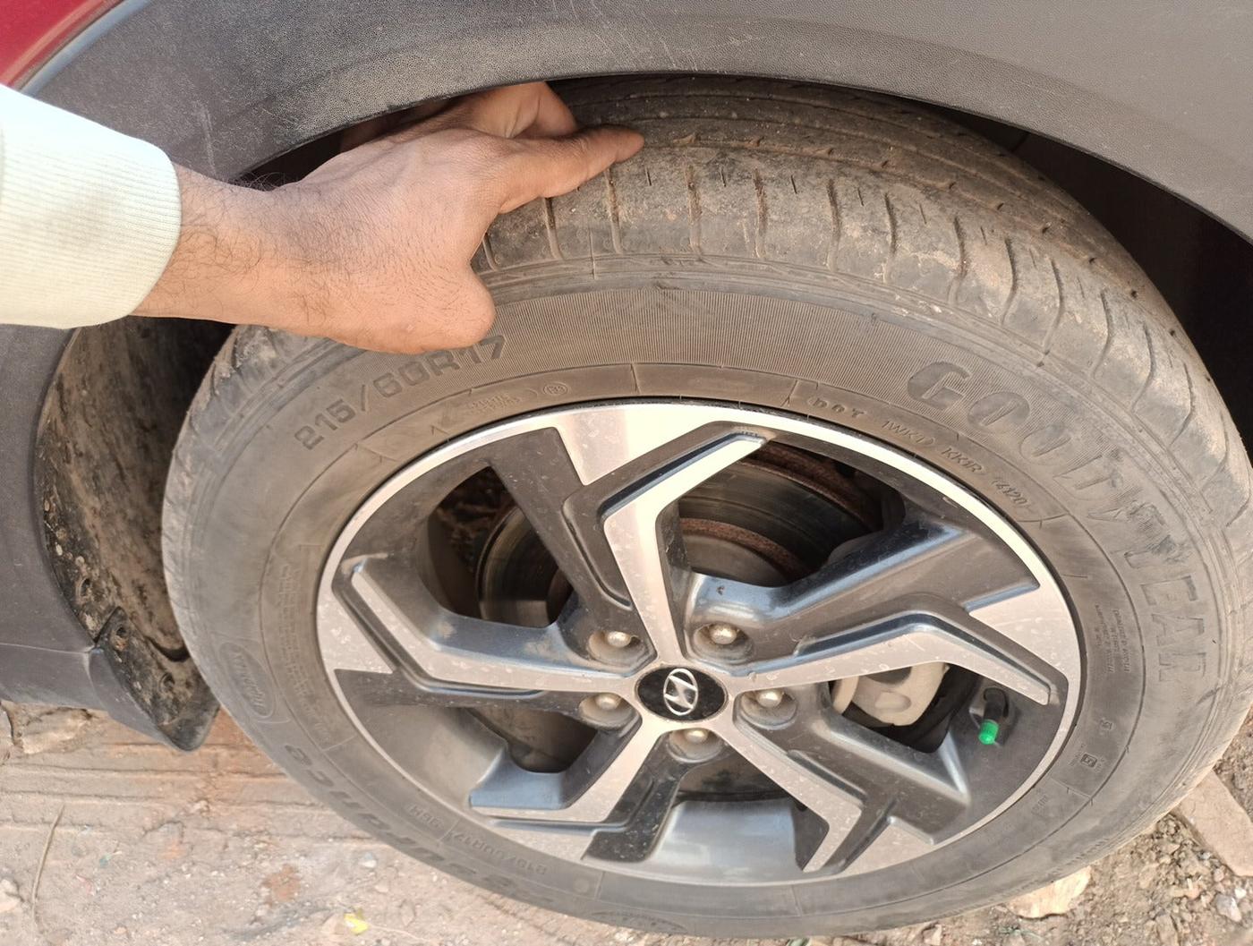 2019 Hyundai Creta SX (O) EXECUTIVE 1.6 PETROL, Petrol, Manual, 80,536 km, tyre