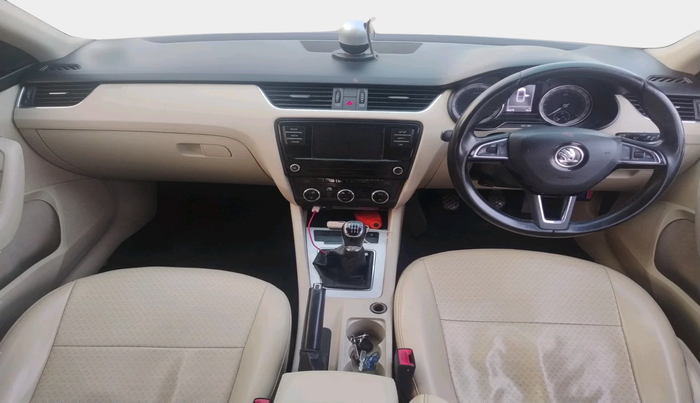 2019 Skoda Octavia AMBITION 1.4 TSI, Petrol, Manual, 86,679 km, interior