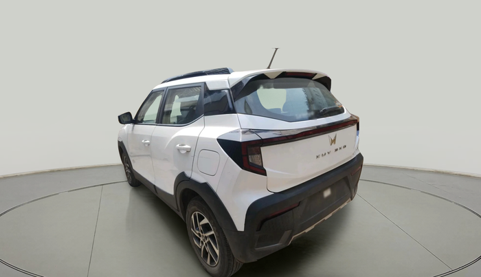 2024 Mahindra XUV 3XO AX5 1.5 Turbo Diesel, Diesel, Manual, 33,196 km, exterior