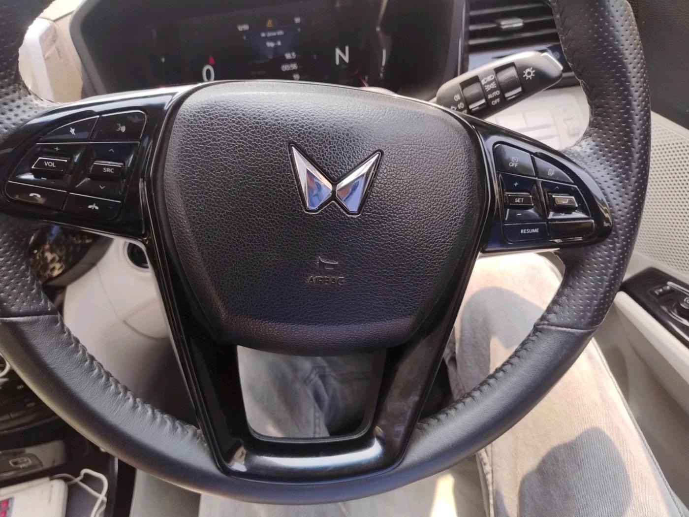 2024 Mahindra XUV 3XO AX5 1.5 Turbo Diesel, Diesel, Manual, 33,196 km, interior