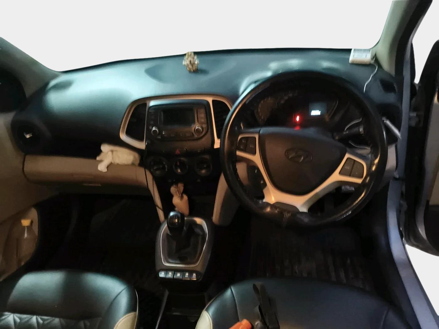 2021 Hyundai NEW SANTRO MAGNA, Petrol, Manual, 28,690 km, interior