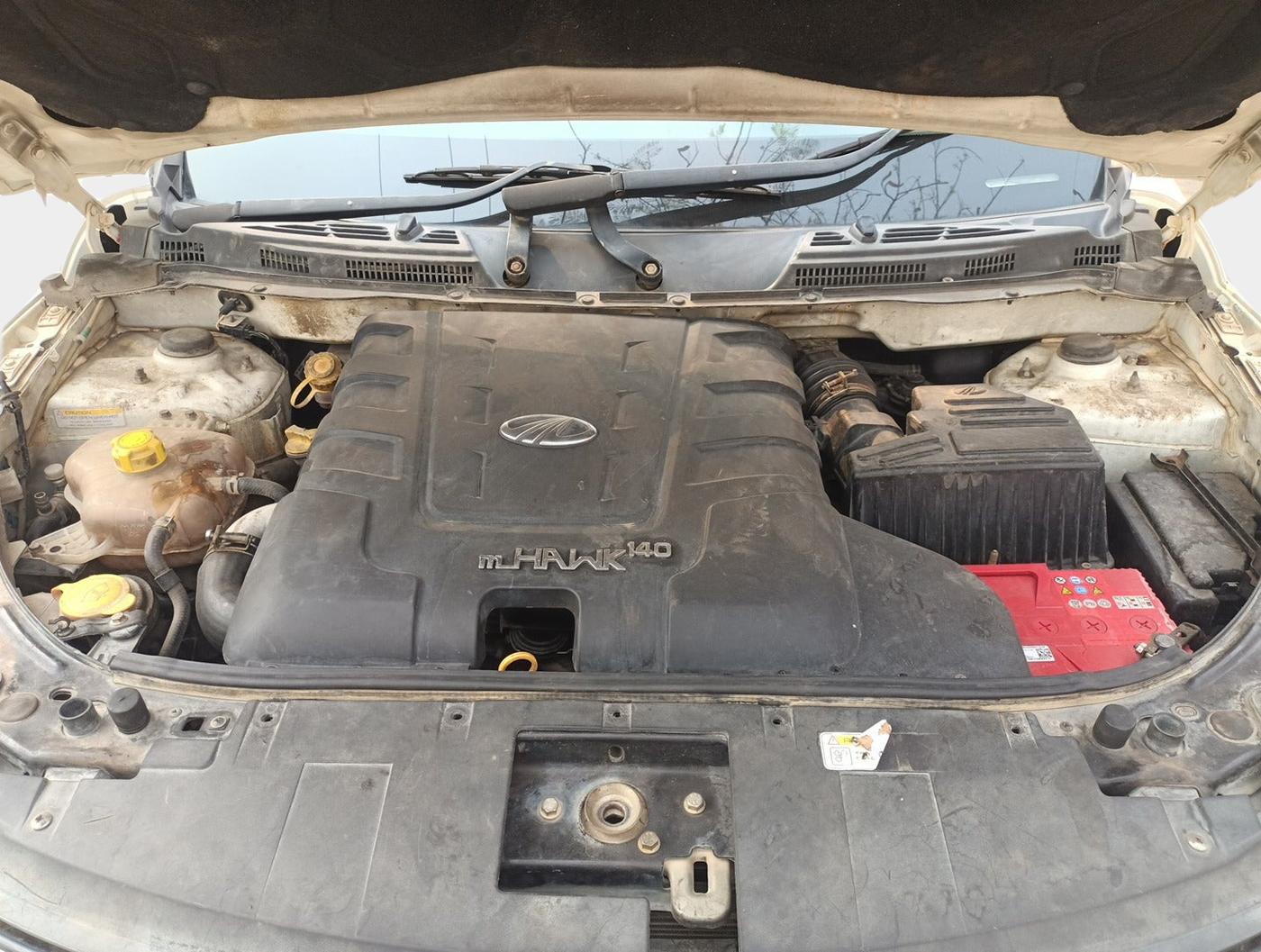 2017 Mahindra XUV500 W4, Diesel, Manual, 1,36,112 km, exterior