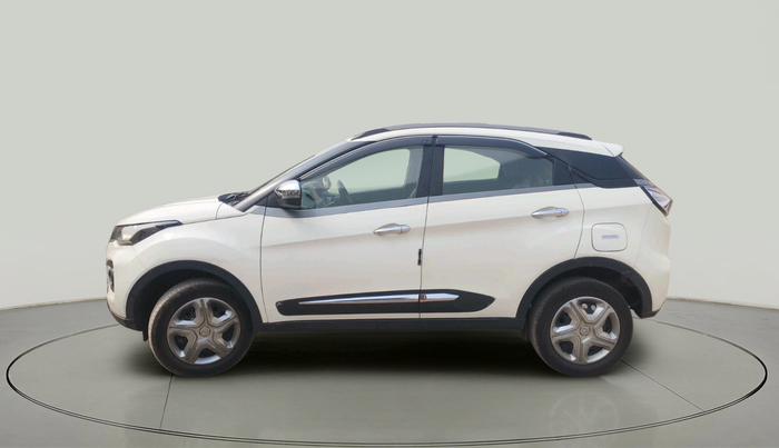 2021 Tata NEXON XM SUNROOF PETROL, Petrol, Manual, 61,371 km, exterior