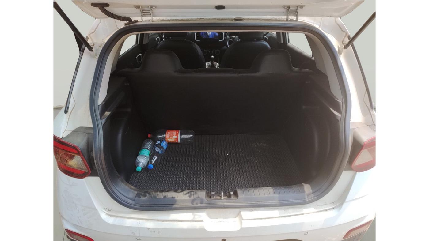 2020 Hyundai VENUE S 1.2, Petrol, Manual, 30,765 km, exterior