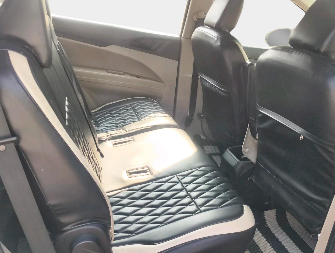 2019 Mahindra MARAZZO M2 8 STR, Diesel, Manual, 1,68,900 km, interior