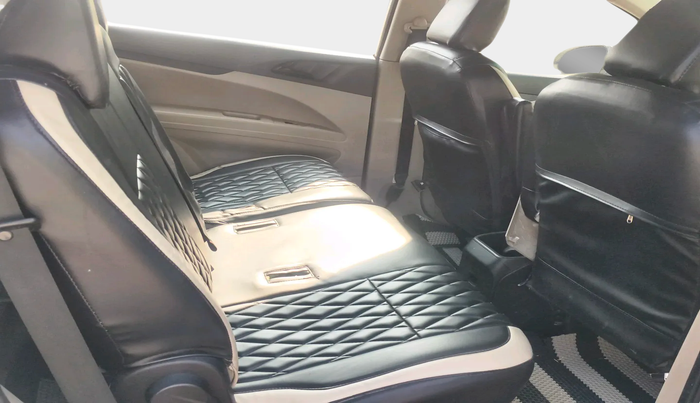 2019 Mahindra MARAZZO M2 8 STR, Diesel, Manual, 1,68,900 km, interior