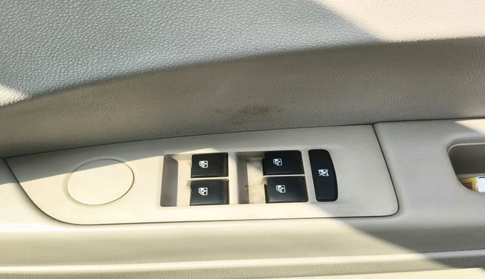 2019 Mahindra MARAZZO M2 8 STR, Diesel, Manual, 1,68,900 km, interior