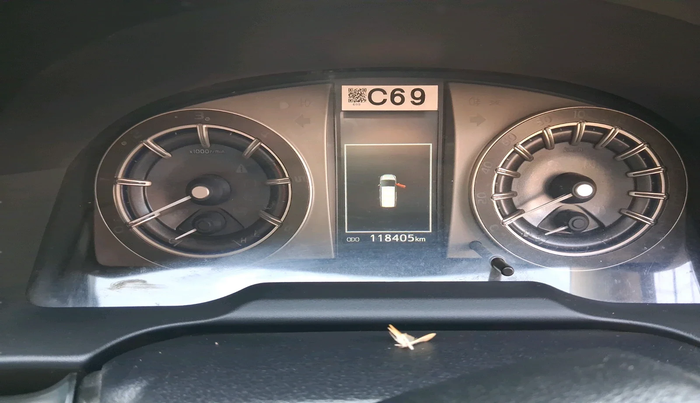 2018 Toyota Innova Crysta 2.4 VX 8 STR, Diesel, Manual, 1,18,405 km, interior