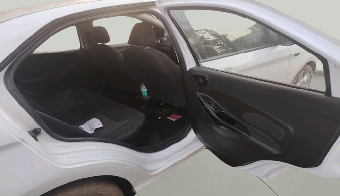 2017 Ford Figo Aspire TITANIUM 1.2 PETROL, Petrol, Manual, 53,388 km, interior