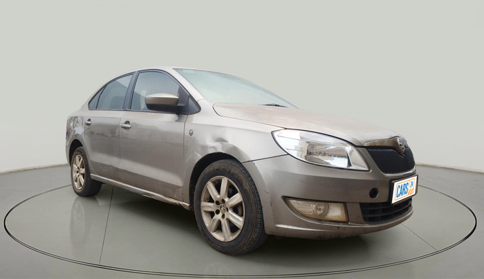 2014 Skoda Rapid AMBITION 1.6 TDI CR MT PLUS, Diesel, Manual, 1,23,772 km, exterior