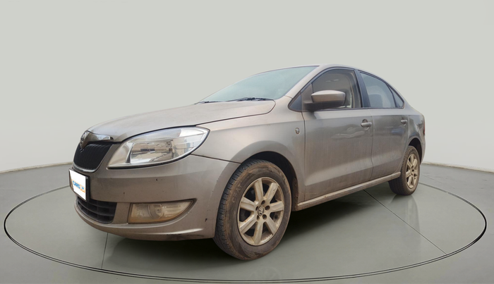 2014 Skoda Rapid AMBITION 1.6 TDI CR MT PLUS, Diesel, Manual, 1,23,772 km, exterior
