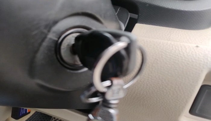 2016 Maruti Swift Dzire VXI, Petrol, Manual, 75,427 km, interior