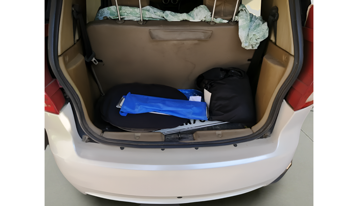 2017 Mahindra E20 Plus P6, Electric, Automatic, 51,477 km, exterior