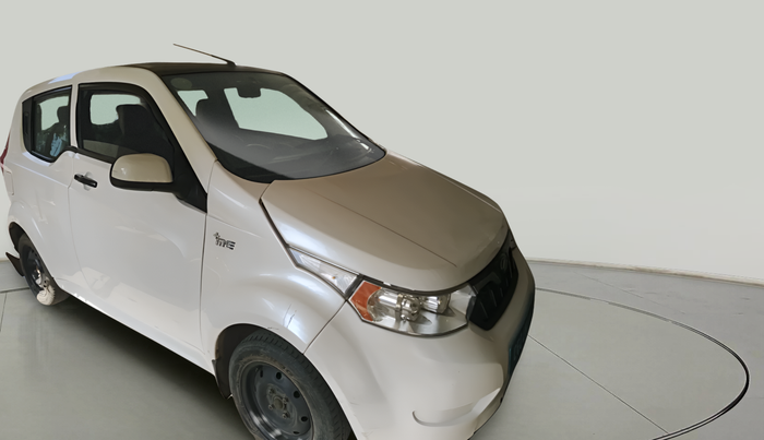 2017 Mahindra E20 Plus P6, Electric, Automatic, 51,477 km, exterior