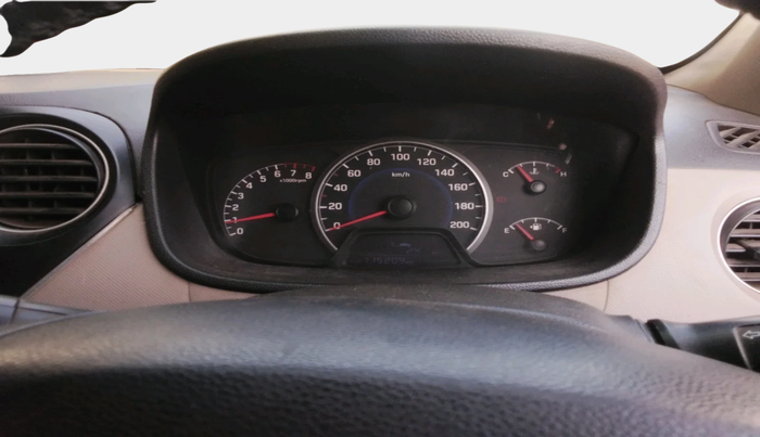 2013 Hyundai Grand i10 MAGNA 1.2 KAPPA VTVT, Petrol, Manual, 1,15,209 km, interior