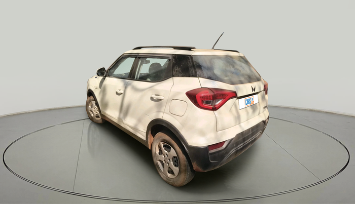 2023 Mahindra XUV300 W6 1.2 PETROL, Petrol, Manual, 22,768 km, exterior