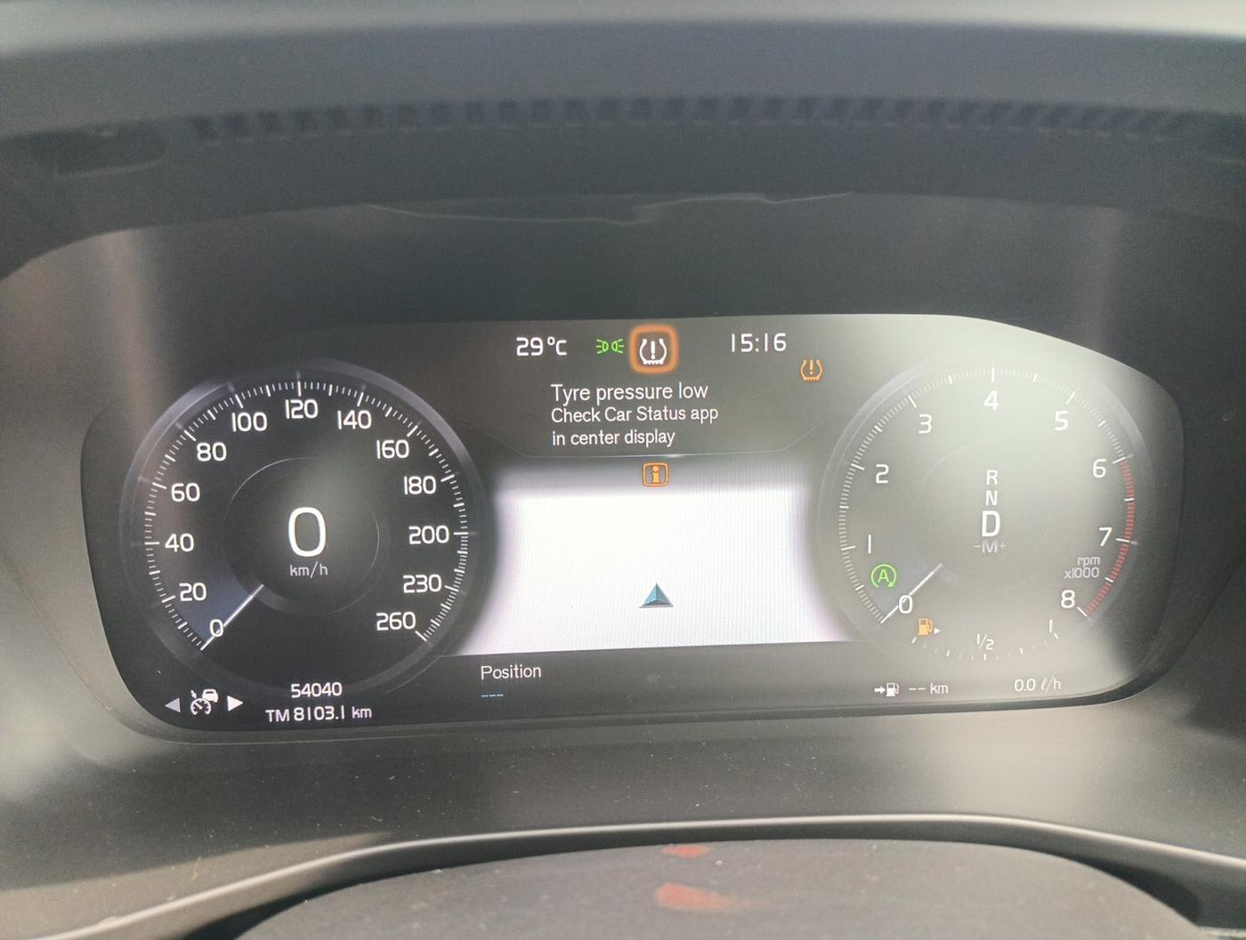 2021 Volvo XC 40 T4 R Design, Petrol, Automatic, 54,040 km, interior