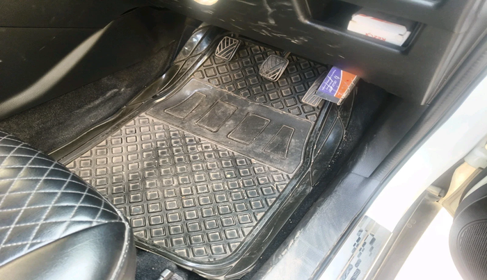 2019 Maruti Vitara Brezza ZDI, Diesel, Manual, 70,733 km, interior