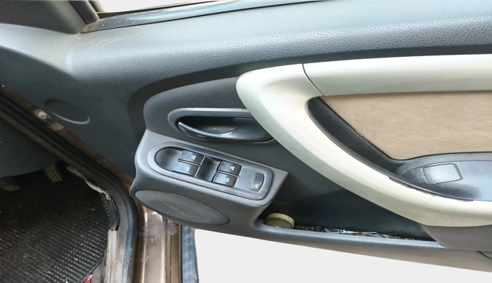 2014 Renault Duster 85 PS RXL DIESEL, Diesel, Manual, 1,51,041 km, interior