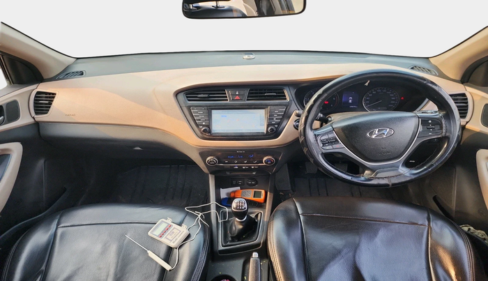 2017 Hyundai Elite i20 ASTA 1.4 CRDI (O), Diesel, Manual, 1,35,875 km, interior