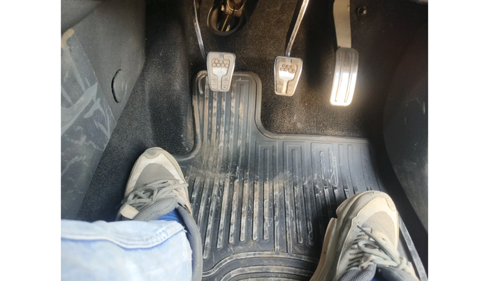 2020 Ford Ecosport TITANIUM 1.5 SPORTS(SUNROOF) PETROL, Petrol, Manual, 1,14,716 km, interior