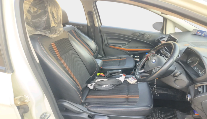 2020 Ford Ecosport TITANIUM 1.5 SPORTS(SUNROOF) PETROL, Petrol, Manual, 1,14,716 km, interior