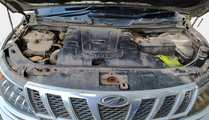 2013 Mahindra XUV500 W8, Diesel, Manual, 2,06,488 km, exterior