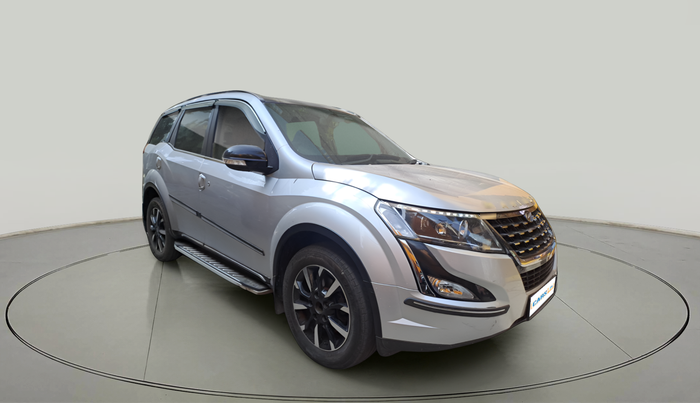 2013 Mahindra XUV500 W8, Diesel, Manual, 2,06,488 km, exterior