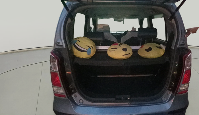 2017 Maruti Wagon R 1.0 VXI, Petrol, Manual, 77,119 km, exterior