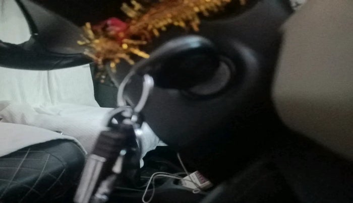 2017 Maruti Wagon R 1.0 VXI, Petrol, Manual, 77,119 km, interior