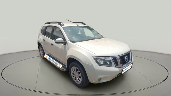 2017 Nissan Terrano XE (D), Diesel, Manual, 1,71,124 km, exterior