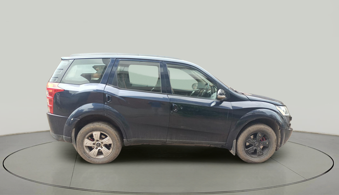 2014 Mahindra XUV500 W8, Diesel, Manual, 1,72,155 km, exterior