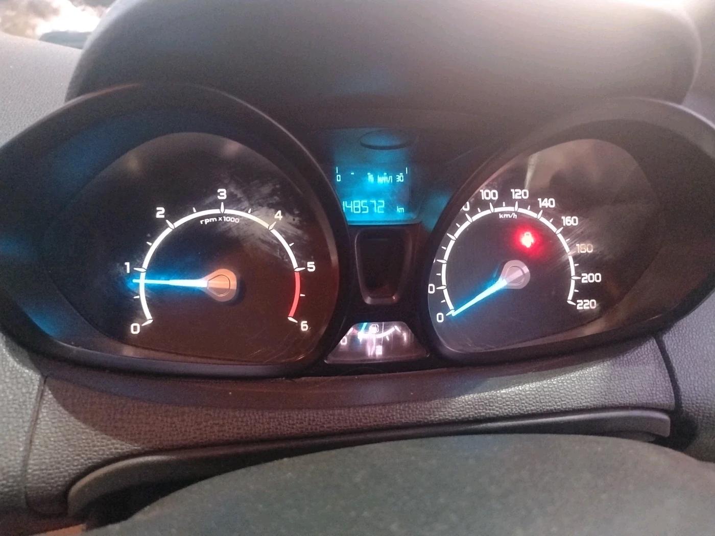 2014 Ford Ecosport TREND 1.5L DIESEL, Diesel, Manual, 1,48,572 km, interior