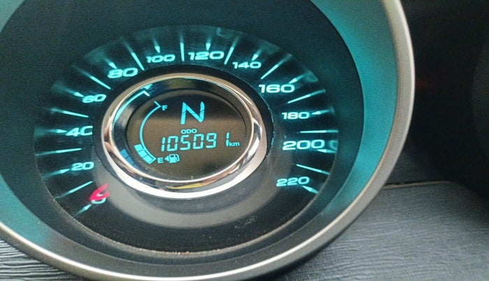 2019 Mahindra XUV500 W9, Diesel, Manual, 1,05,091 km, interior