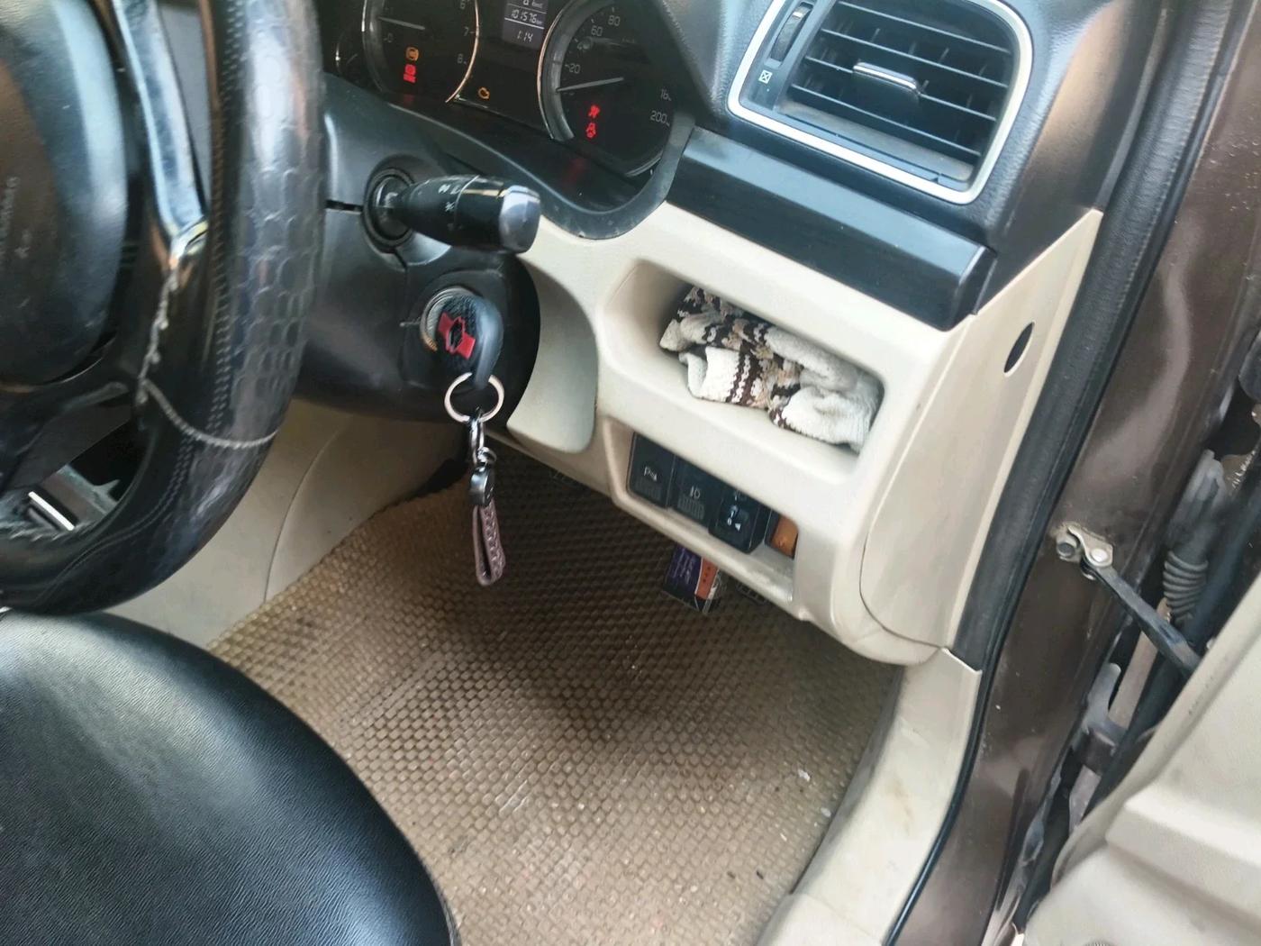 2015 Maruti Ciaz VXI+, Petrol, Manual, 1,01,576 km, interior
